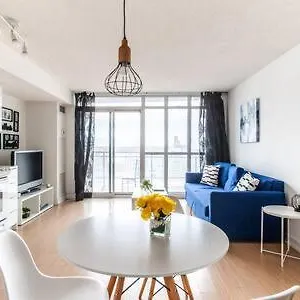 Apartment Luxurious With A Lake View Toronto