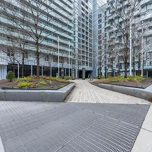 Apartment Planurstay - 2br & 2bth At 300 Front Street West Toronto