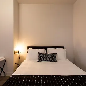 Apartment Light Filled 2 Bdr Unit In Mile End By Den Montreal