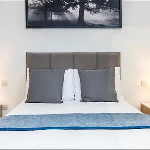  Hotel Simple Reino Unido