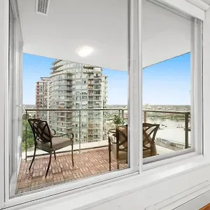 Apartment Water View In Downtown Vancouver