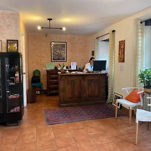 ** Hotel La Galería Guatemala